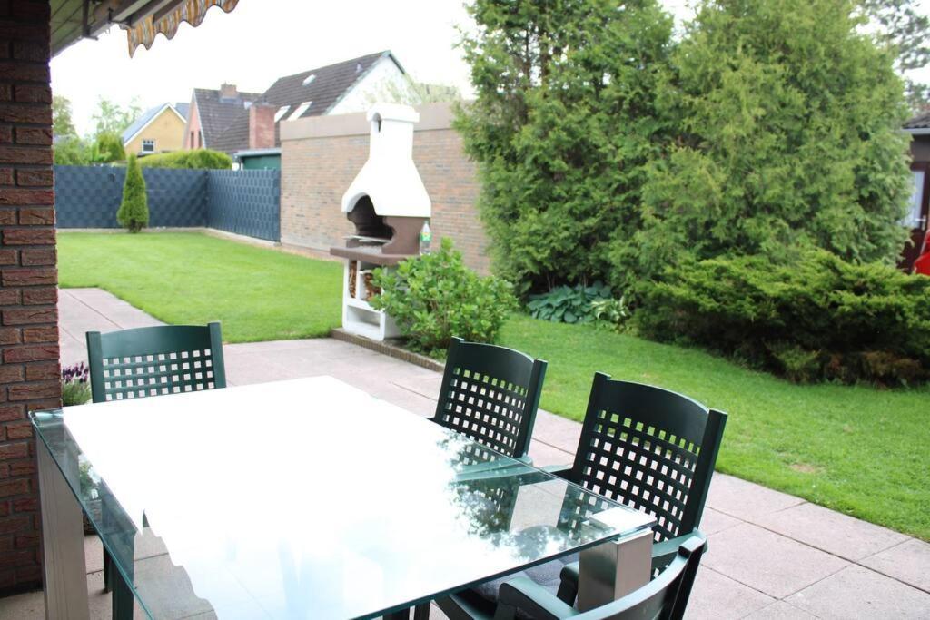 Hollaender Flair Friedrichstadt Ngoại thất bức ảnh