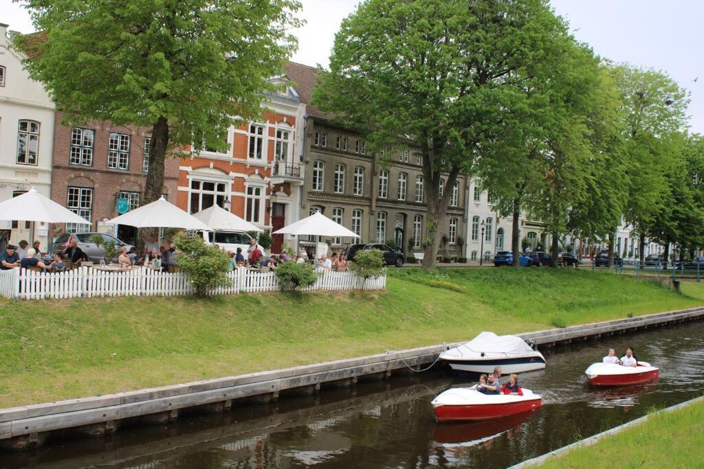 Hollaender Flair Friedrichstadt Ngoại thất bức ảnh
